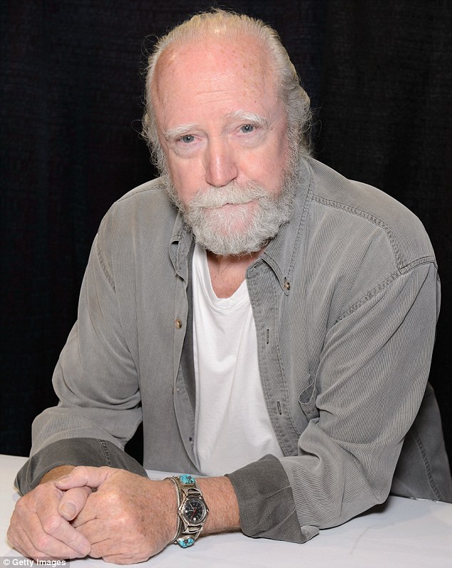 How tall is Scott Wilson?